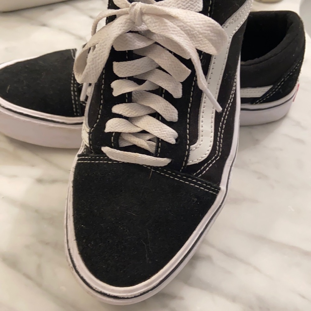 Black Classic Vans Sneakers